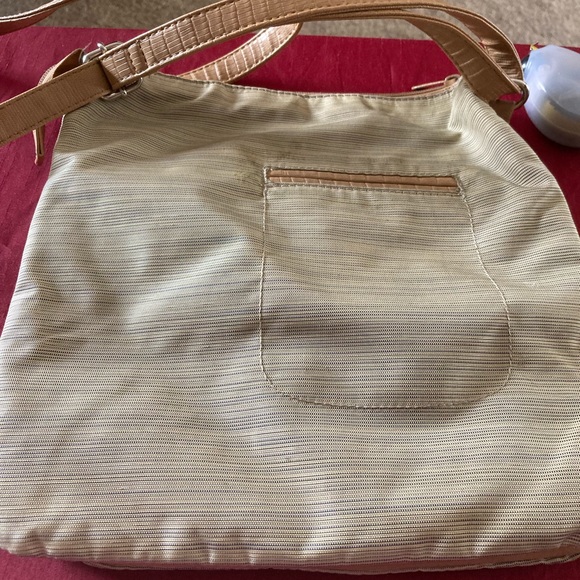 CLEARANCE: MultiSac Crossbody Purse - Picture 4 of 12